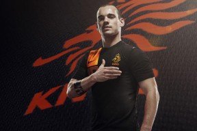 kaiyun.com-前NBA和WNBA传奇教练里奇·阿杜巴托去世，享年87岁